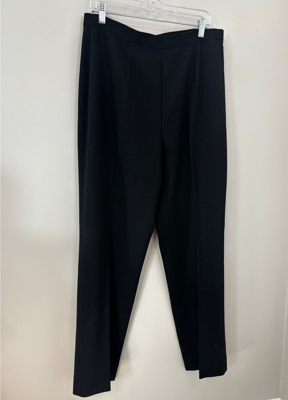 Classic staple for a professional closet tailored black pants Kasper & Co sz 16